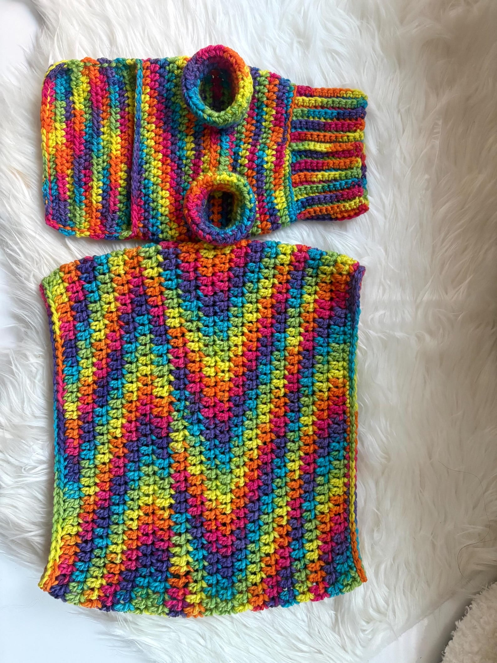 Wildpul® Partner-Set: Handgestrickter Hunde-Pullover mit passendem Schal für Dog Mom & Dog Dad